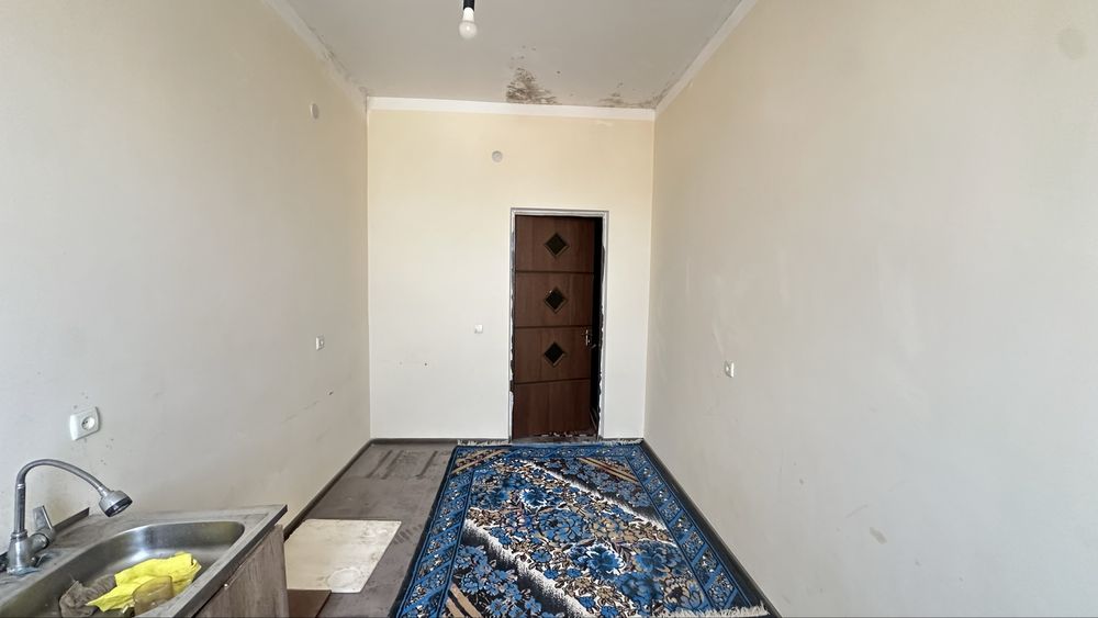 Срочно Поодаётся 2х комнатная квартира Вокзал Караван магазин 48 кв