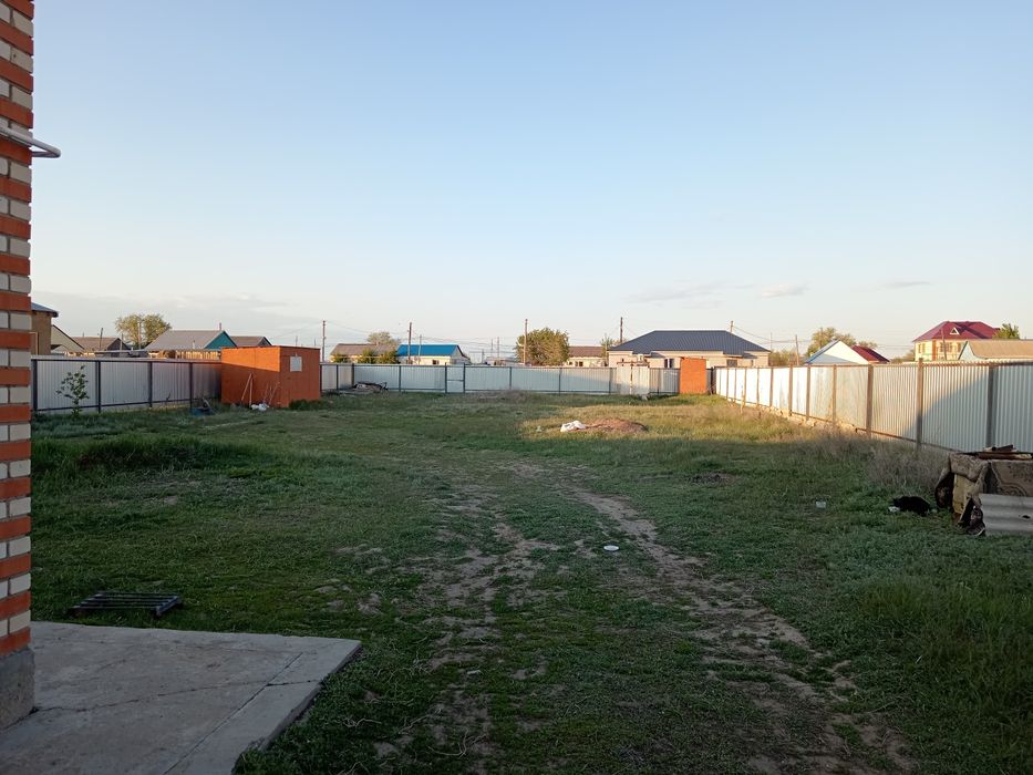 Мұхит 14/б үй сатылады