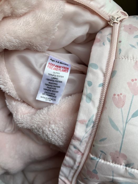 Зимний комбенизон фирменный 3-6 месяца