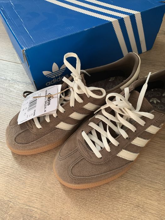 Кроссовки adi das SPEZIAL оригинал 38размер