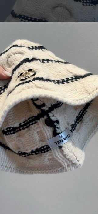 Pălărie Chanel model 2026