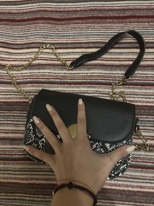 Малки красиви чантички