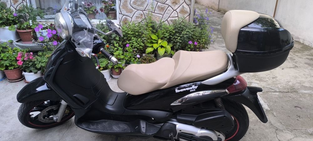 Пиаджо Бевърли 500i