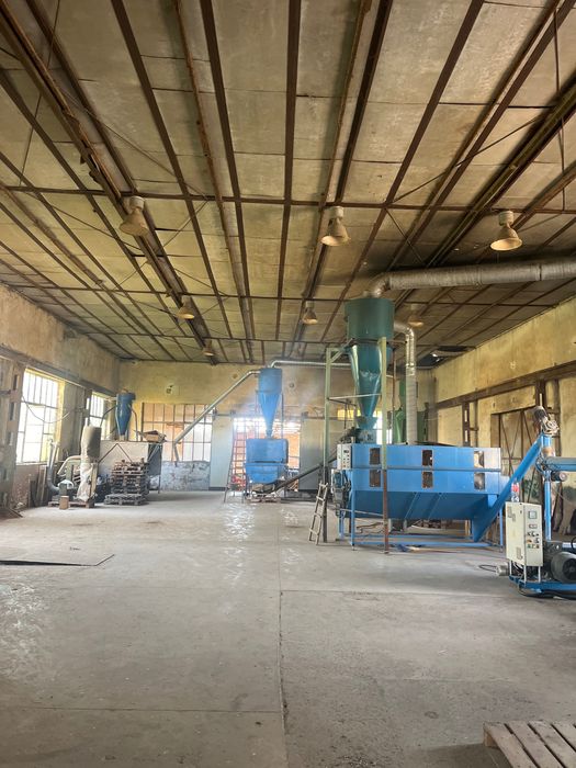 Дава се под наем Склад в Велико Търново, Акация - 1070 кв.м за 169999.83 € - Снимка #1