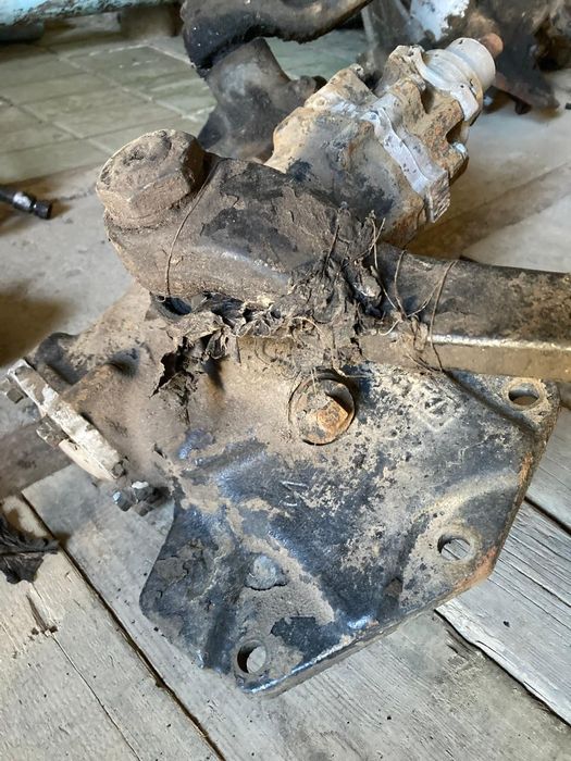 Рулевой колонка гур насос ЗИЛ 130 131