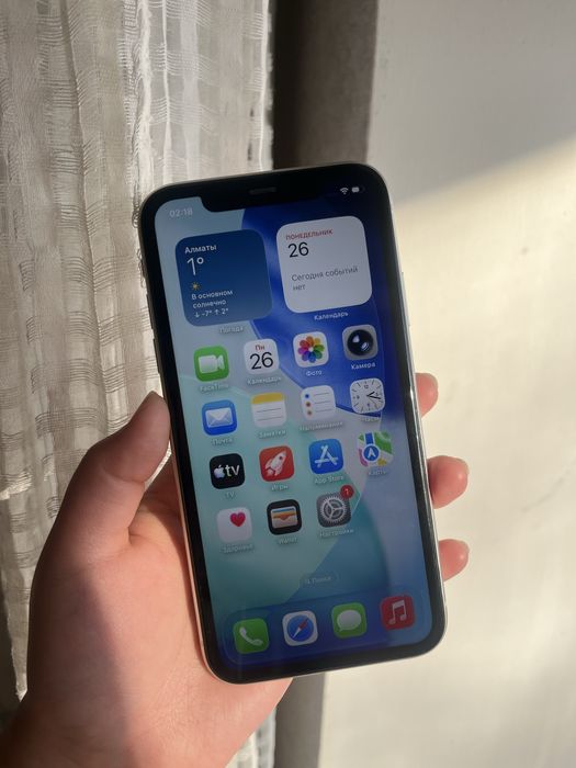 Айфон 11 128гб отличный