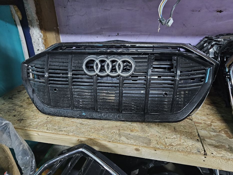 Grila audi a3 a4 a5 a6 a8