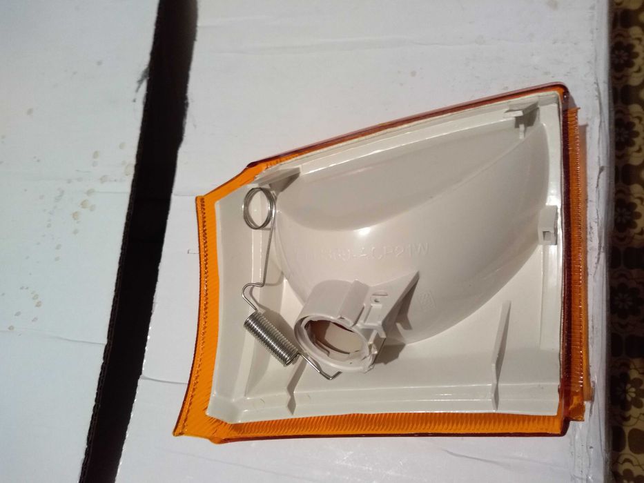 Ляв мигач за форд транзит92г.