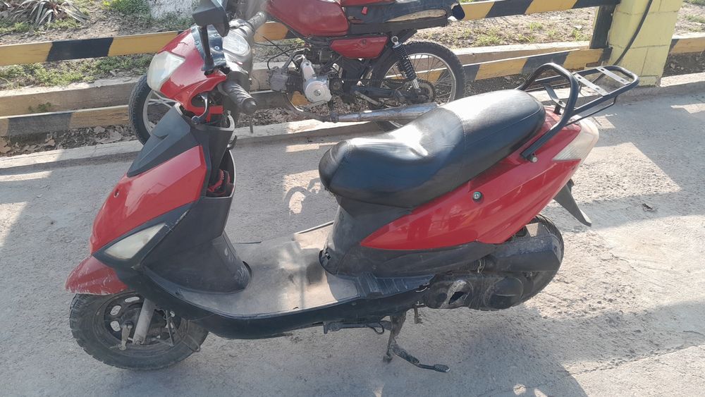 Продам скутер 80куб