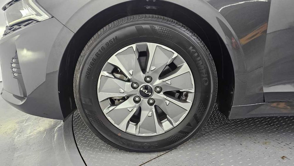 Kia K5 Trendy idealll