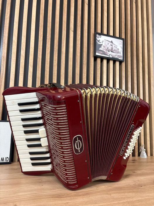 Acordeon Cantulia cu 40 de basi