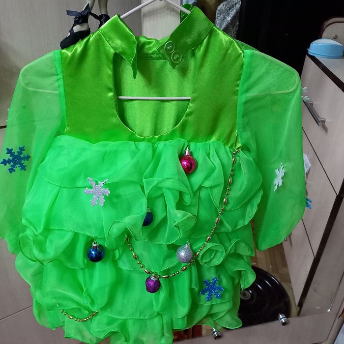 Костюм Ёлки ПРОДАМ 5000