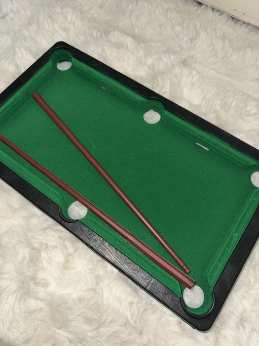 Малка билярдна маса