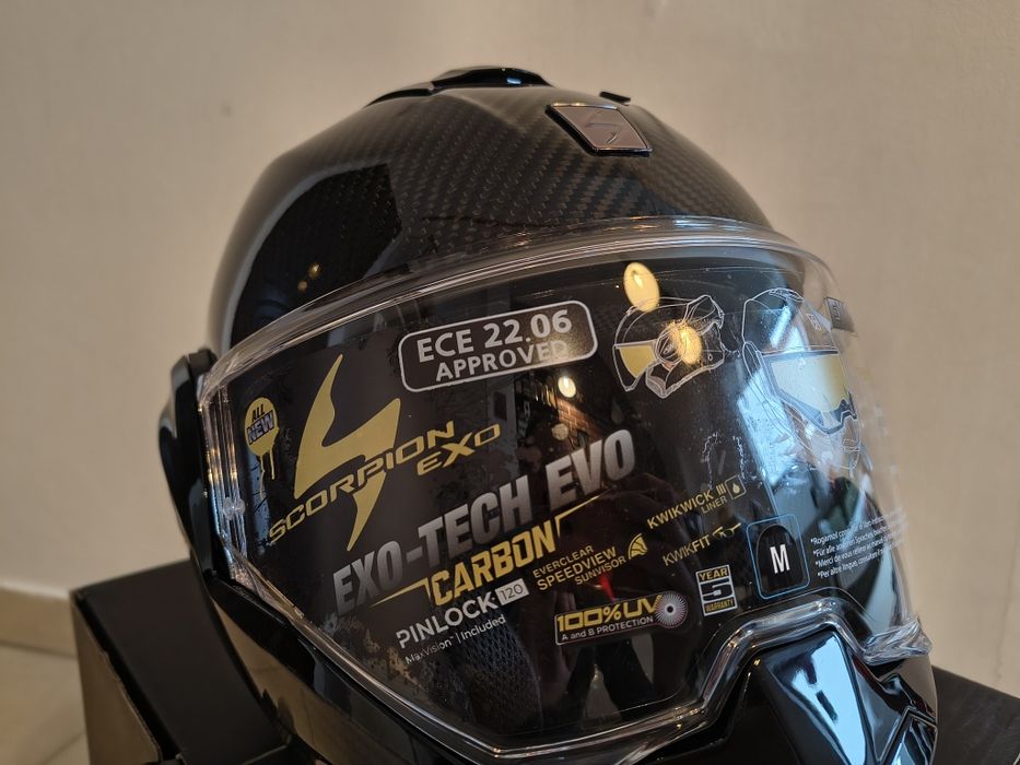 Scorpion Exo Tech Carbon каска М размер