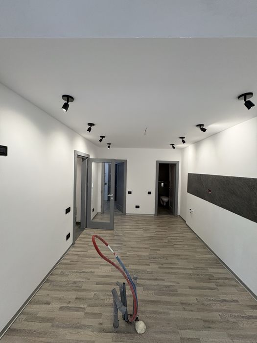 Spatiu comercial nou