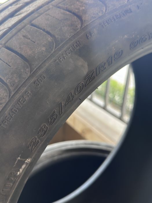 Летни Гуми Nexen 235/40/19 DOT 10/23