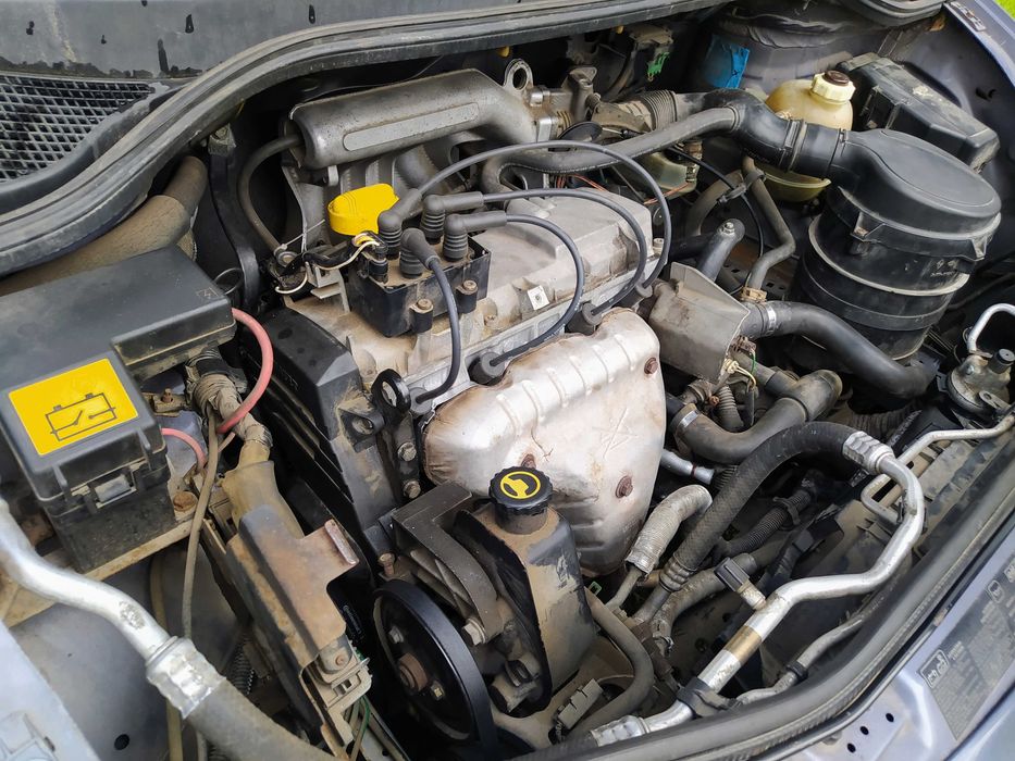 лек автомобил Renault Megan Scenic