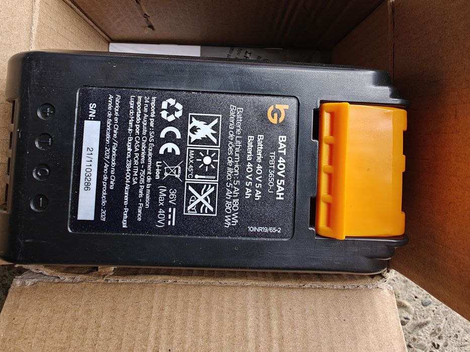 Acumulator 40 v cu 5 Ah best green