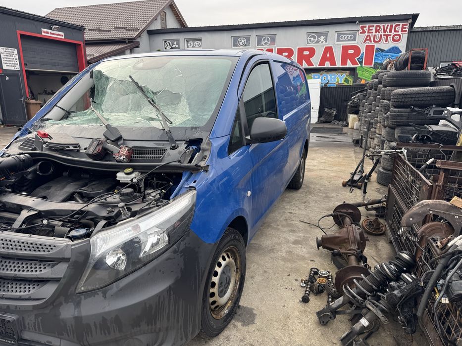 Usa stanga fata mercedes vito 447 2018