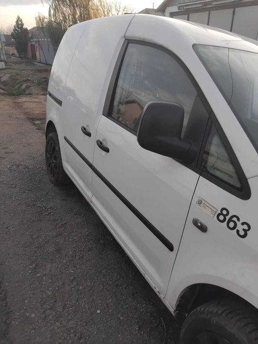 Doar vând auto nu fac schimburi