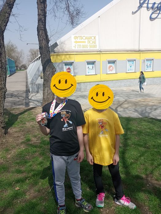 Занятия по фигурному катанию