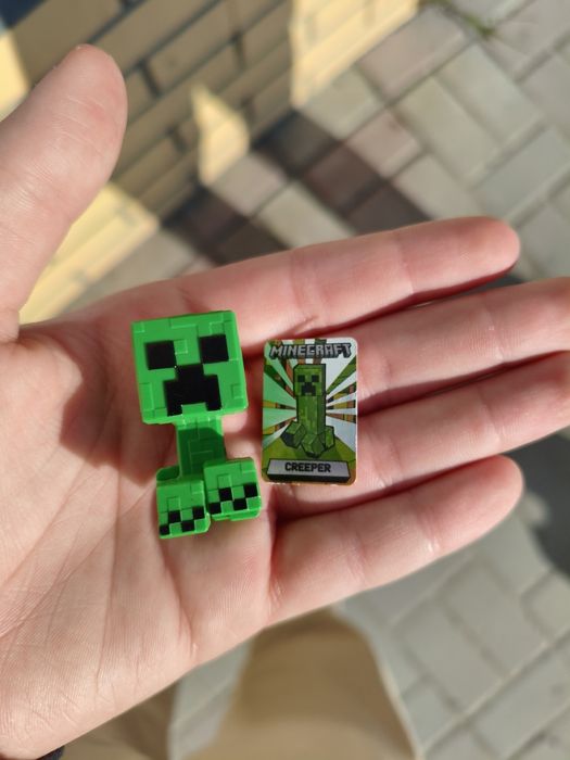 Крипер kinder Joy