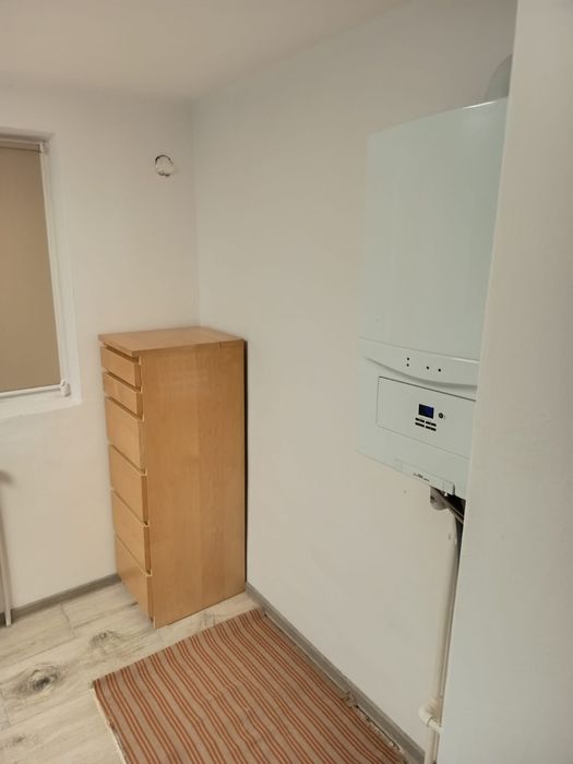 Inchiriez apartament 3 camere