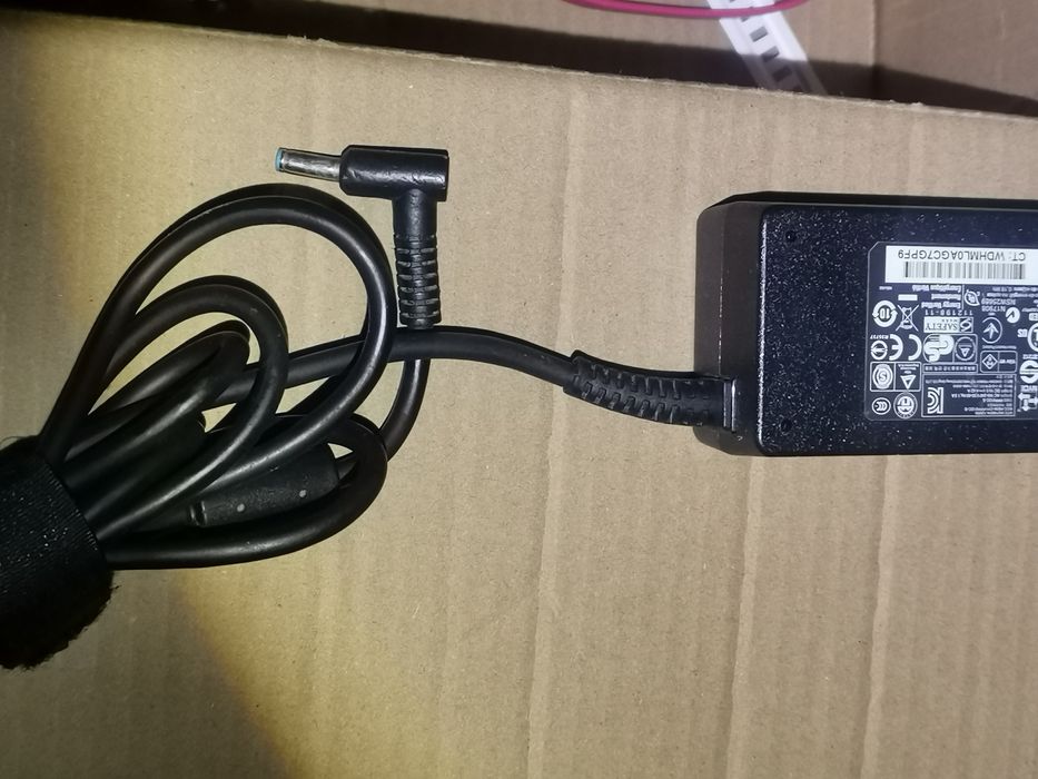 Блок питания ноутбука hp