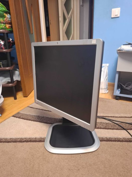 Monitor LCD HP L1950 profesional PC Calculator