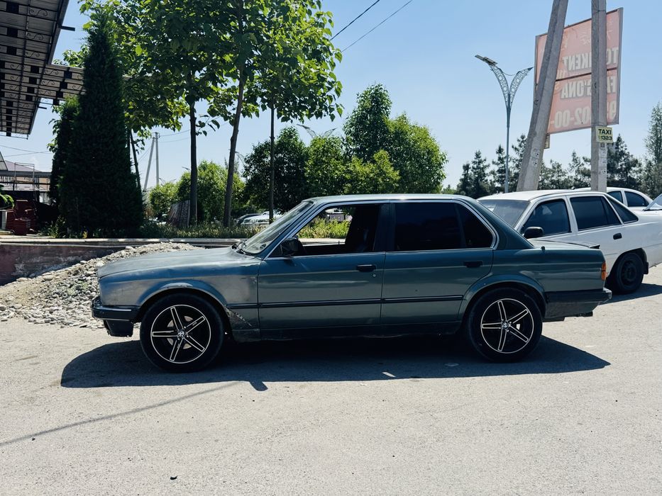 BMW e30 soriladi narxini kelishamz