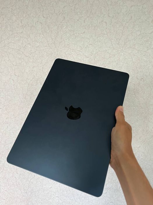 Macbook air m3 8/512