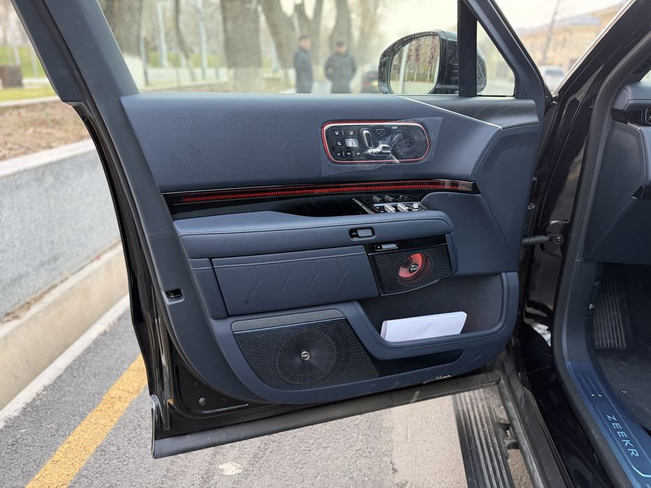 Zeekr 9X Ultra full options