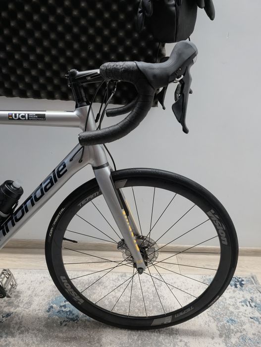 Cannondale CAAD12 Disc - Ultegra 2x11 - mărimea 58