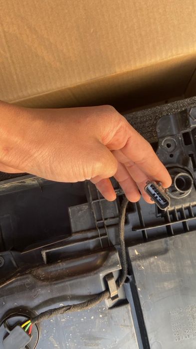 Land Rover Defender Задний Фонарь