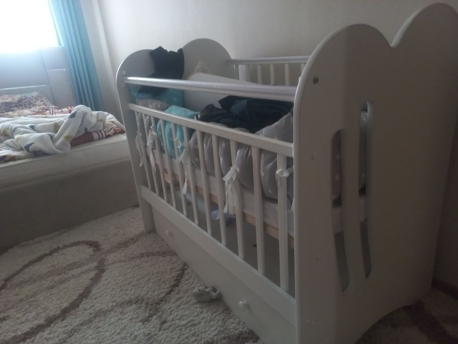 Кроватка десткая