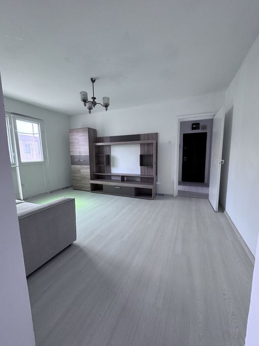 Particular, Ap 2 camere , renovat recent , centrala termica