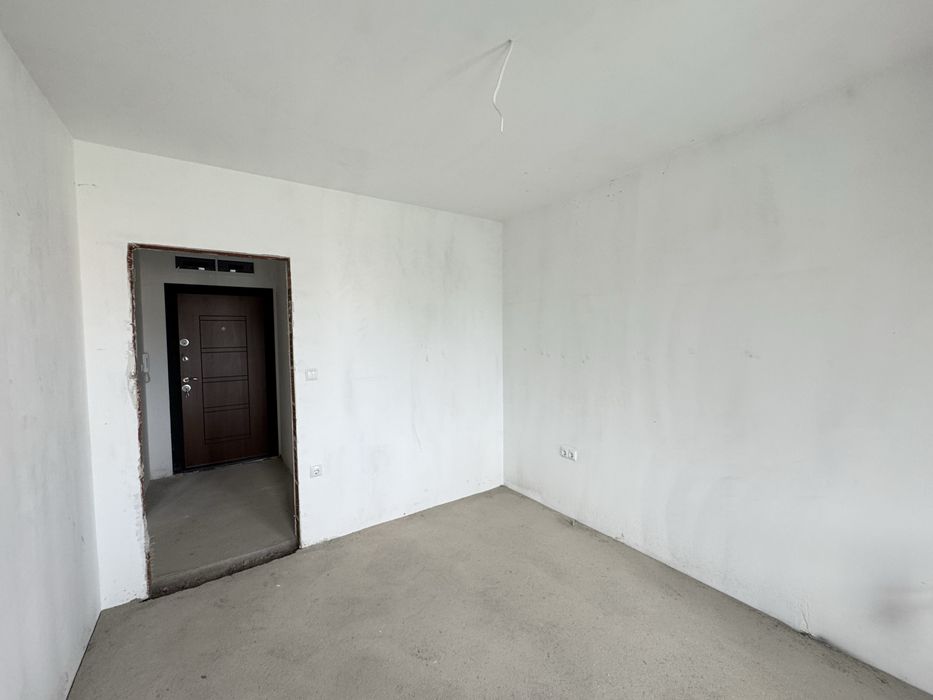 Продава се Двустаен апартамент в Казанлък - 59 кв.м за 1950 €/кв.м - Снимка #2
