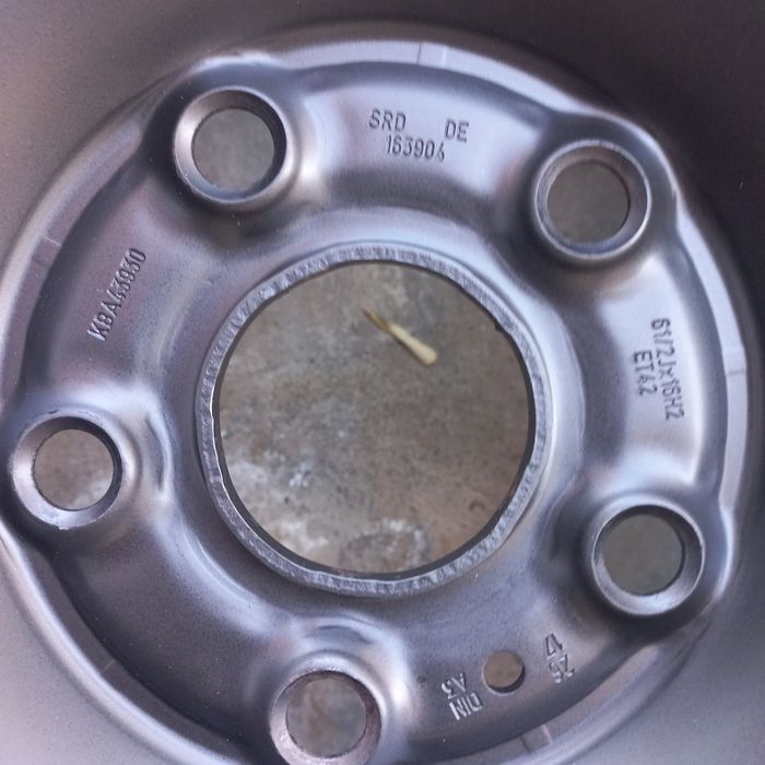 Roti iarna 205/55/R16 vw passat/anvelope Continental 2021