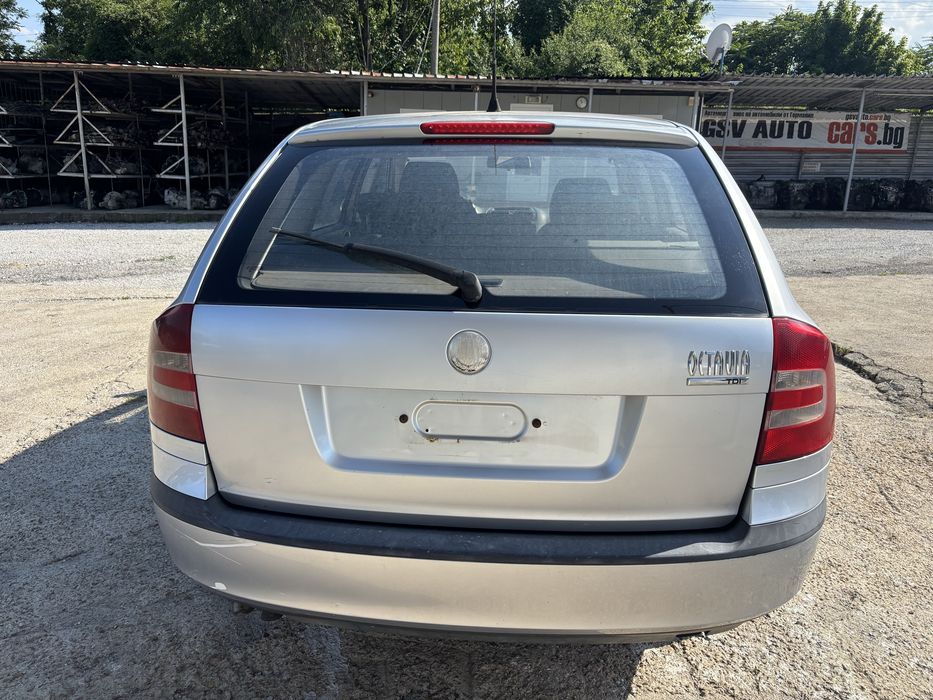 Skoda Octavia Шкода Октавия на Части 1,9ТДИ BXE 1.9 TDI 105 к.с. 5 степенна ск кутия!
