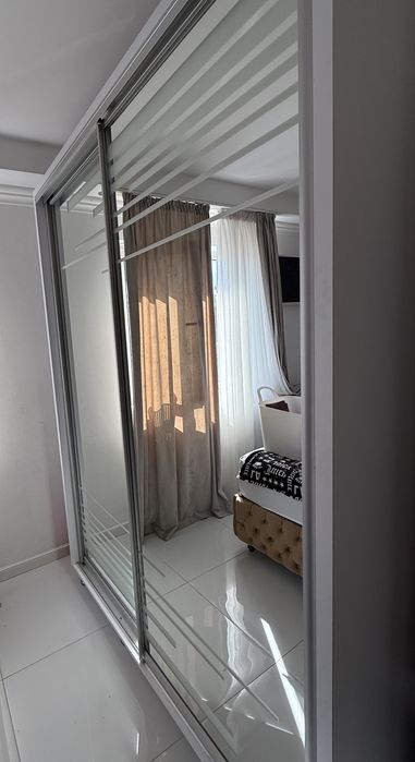 Dressing în două usi