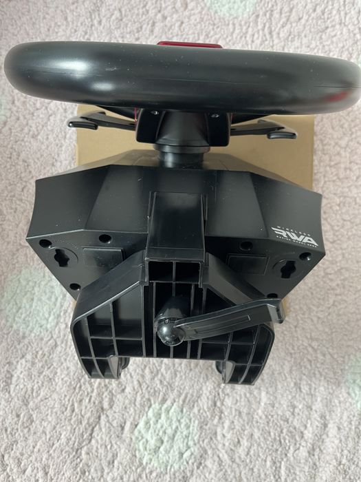 Wireless Racing Wheel Apex pt PS5, PS4 consoles and Windows PC aflat inca 3 luni in garantie