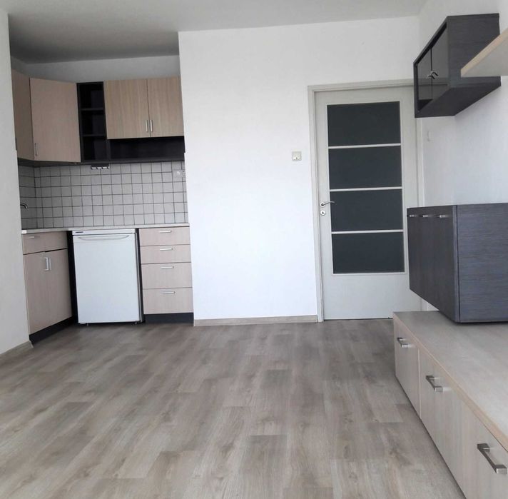 Продава се Едностаен апартамент в София, Люлин 10 - 36 кв.м за 2195 €/кв.м - Снимка #1