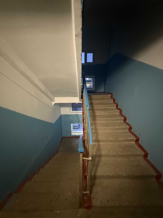 Продам 2 комнатную на 5мкр