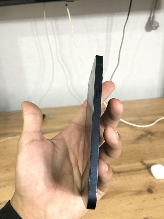 Iphone 12 128/73 без ремонта