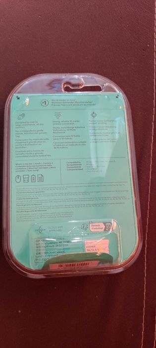 Безжична мишка Logitech M190