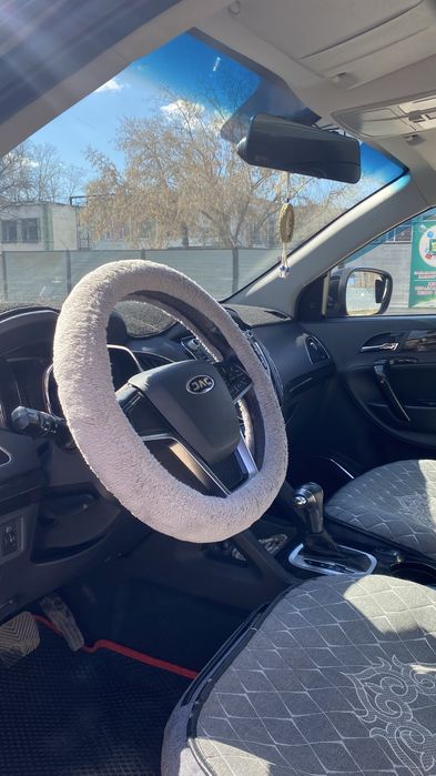 Продам автомобиль кроссовер