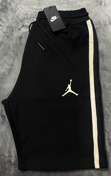 Vând pantalon nou de bărbați Jordan