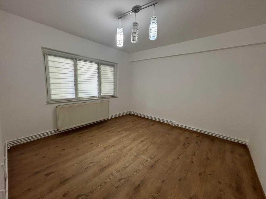 APARTAMENT 3 camere CU EXTINDERE - str. Petru Rareș