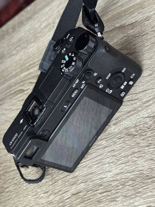 Camera Sony A6500