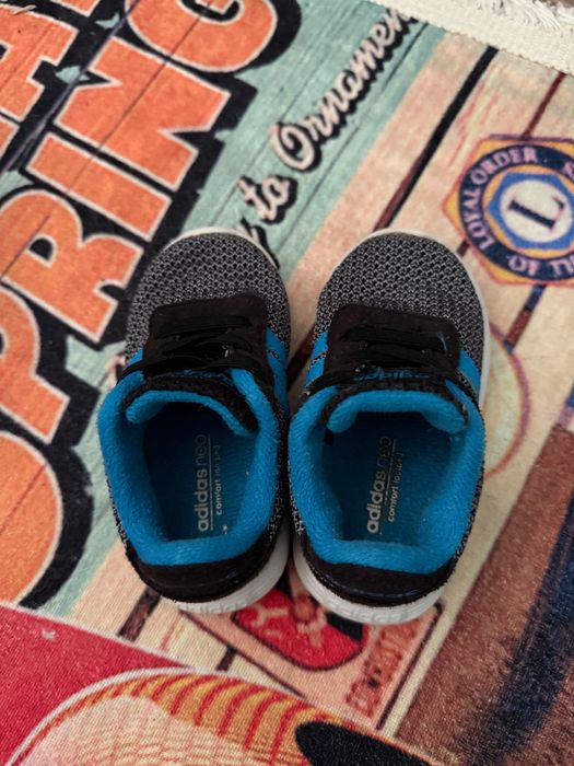 Използвани бебешки обувки Adidas